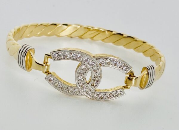 KIDS 9CT GOLD HORSE SHOE HOOK BANGLE 13 GRAMS