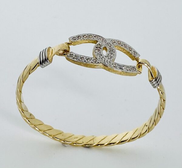KIDS 9CT GOLD HORSE SHOE HOOK BANGLE 13 GRAMS - Image 2