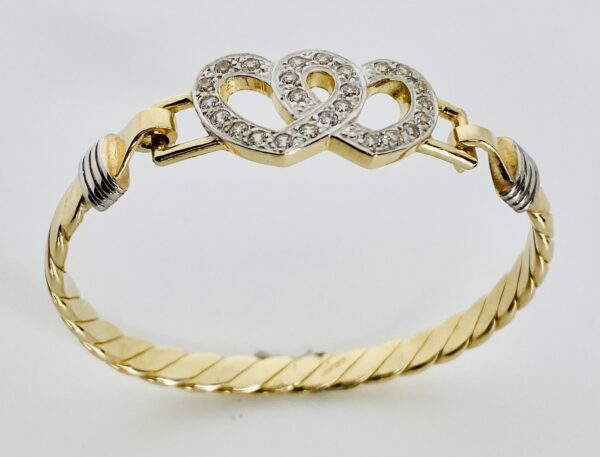 KIDS 9CT GOLD DOUBLE HEART HOOK BANGLE 14 GRAMS - Image 2