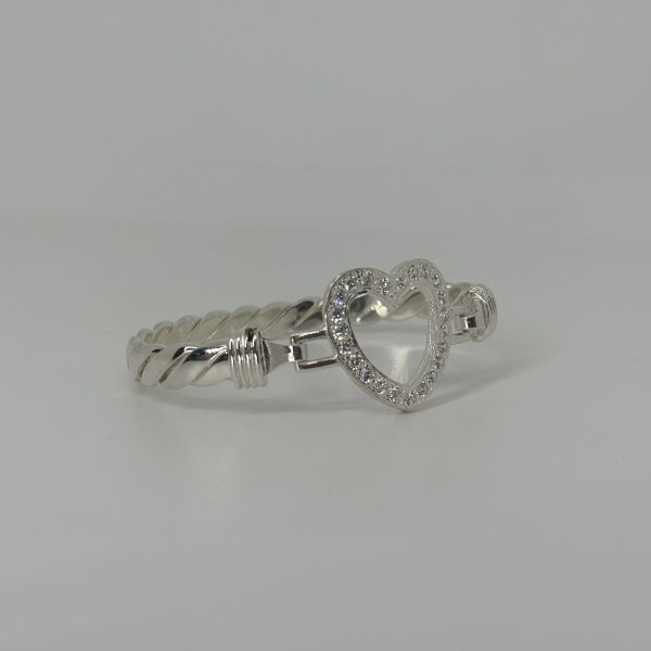 STERLING SILVER LADIES OPEN HEART HOOK BANGLE - Image 8